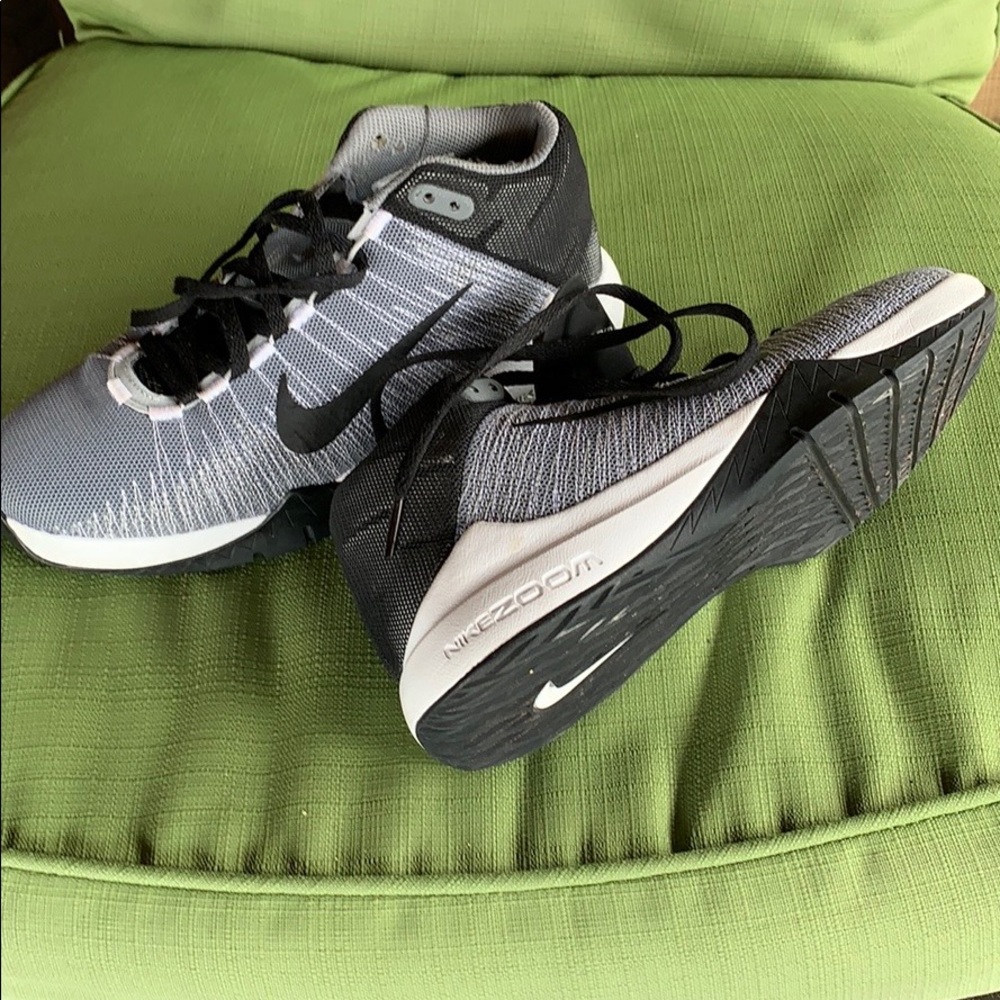 Nike Zoom High Top Basketball/Tennis Shoes